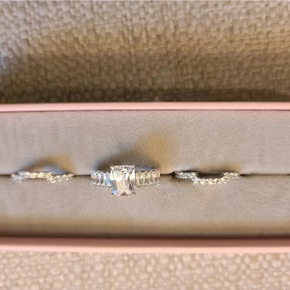 New Jorrio 925 Silver and CZ Wedding Set Size 7.5 - Picture 6 of 6